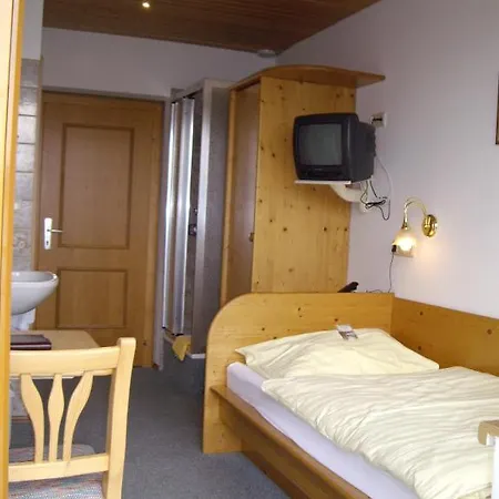 Hotel-pension Stallinger בית הארחה וויירג