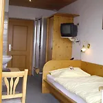 Hotel-pension Stallinger Pensjonat Weyregg am Attersee